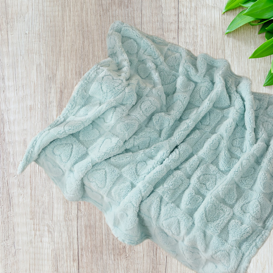 Couverture bébé multitaille à motif cœur 3D — Monptitlou