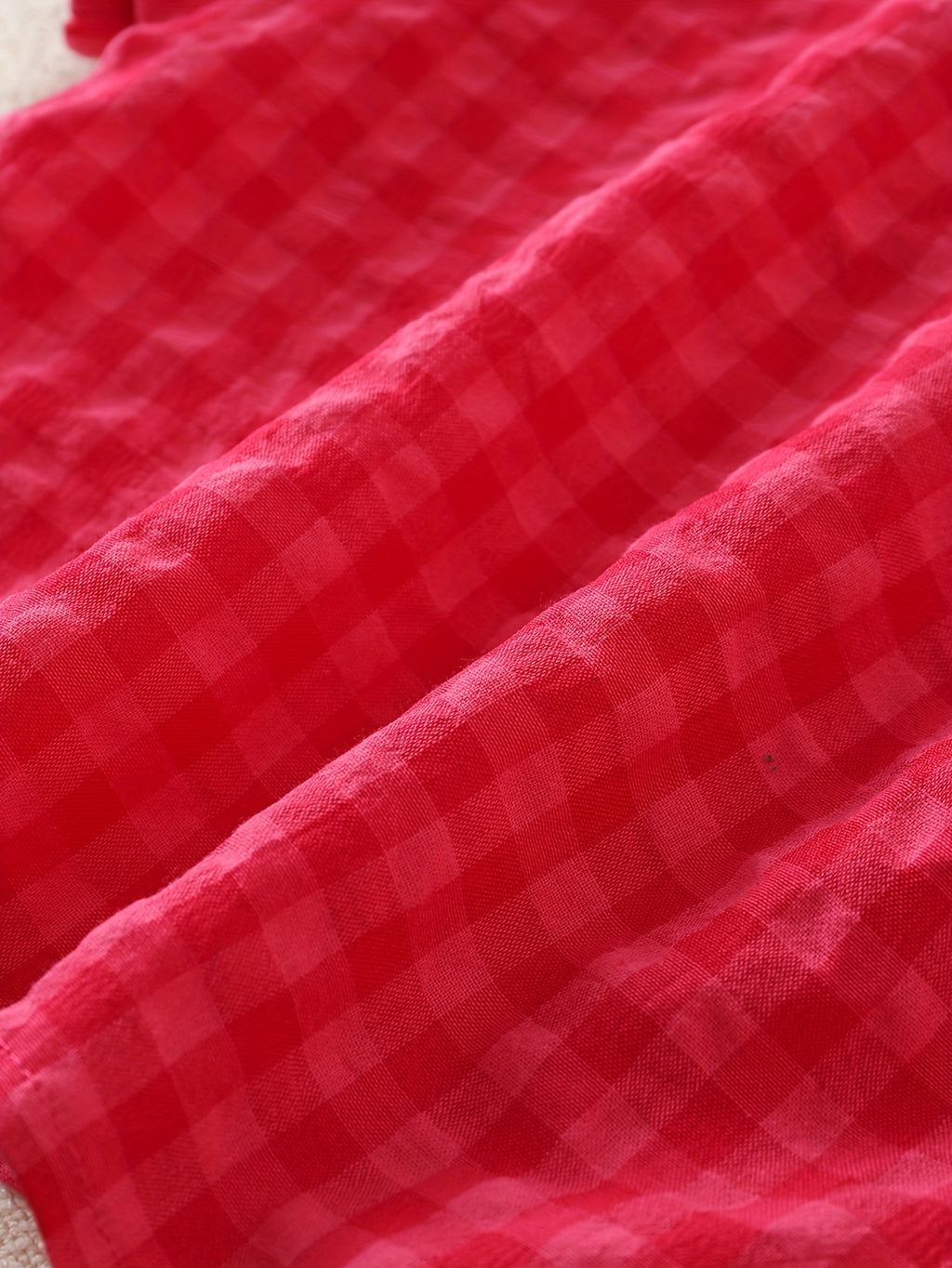 Haut à manches courtes à carreaux rouges style coréen et jupe rouge — Monptitlou