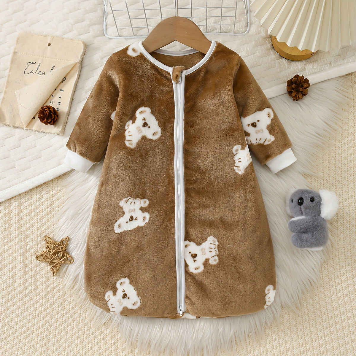 Cadeau de baptême et robe de baptême — Monptitlou Image