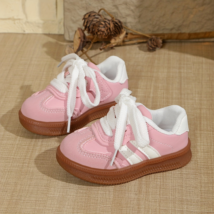 Tenue d'été tendance et confortable pour enfants, style campus — Monptitlou