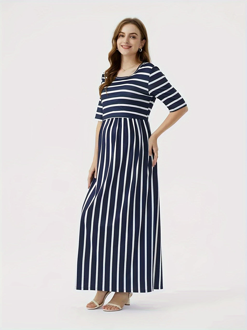 Robe d'allaitement à rayures et col rond pour femmes enceintes tendance — Monptitlou