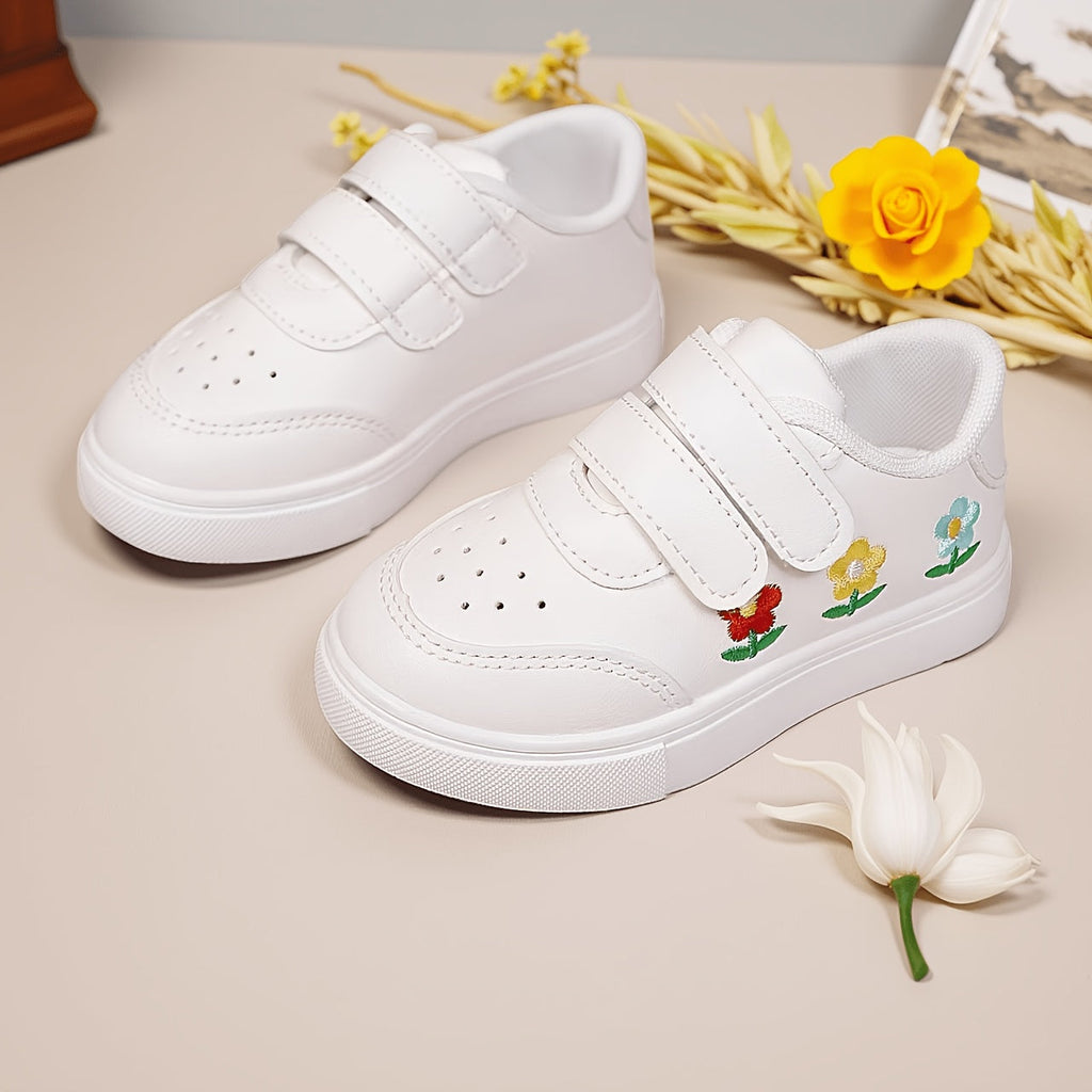 Baskettes blanches respirantes petites pour filles — Monptitlou