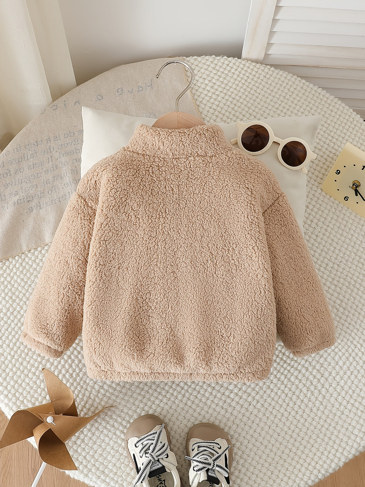 Veste en polaire élégante pour bébés garçons en automne et en hiver — Monptitlou Image
