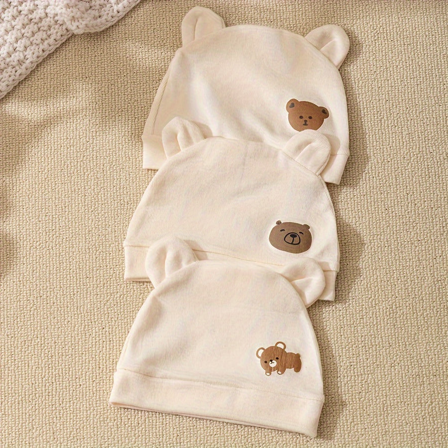 Bonnets pour bébé, avec des oreilles de ours mignons — Monptitlou