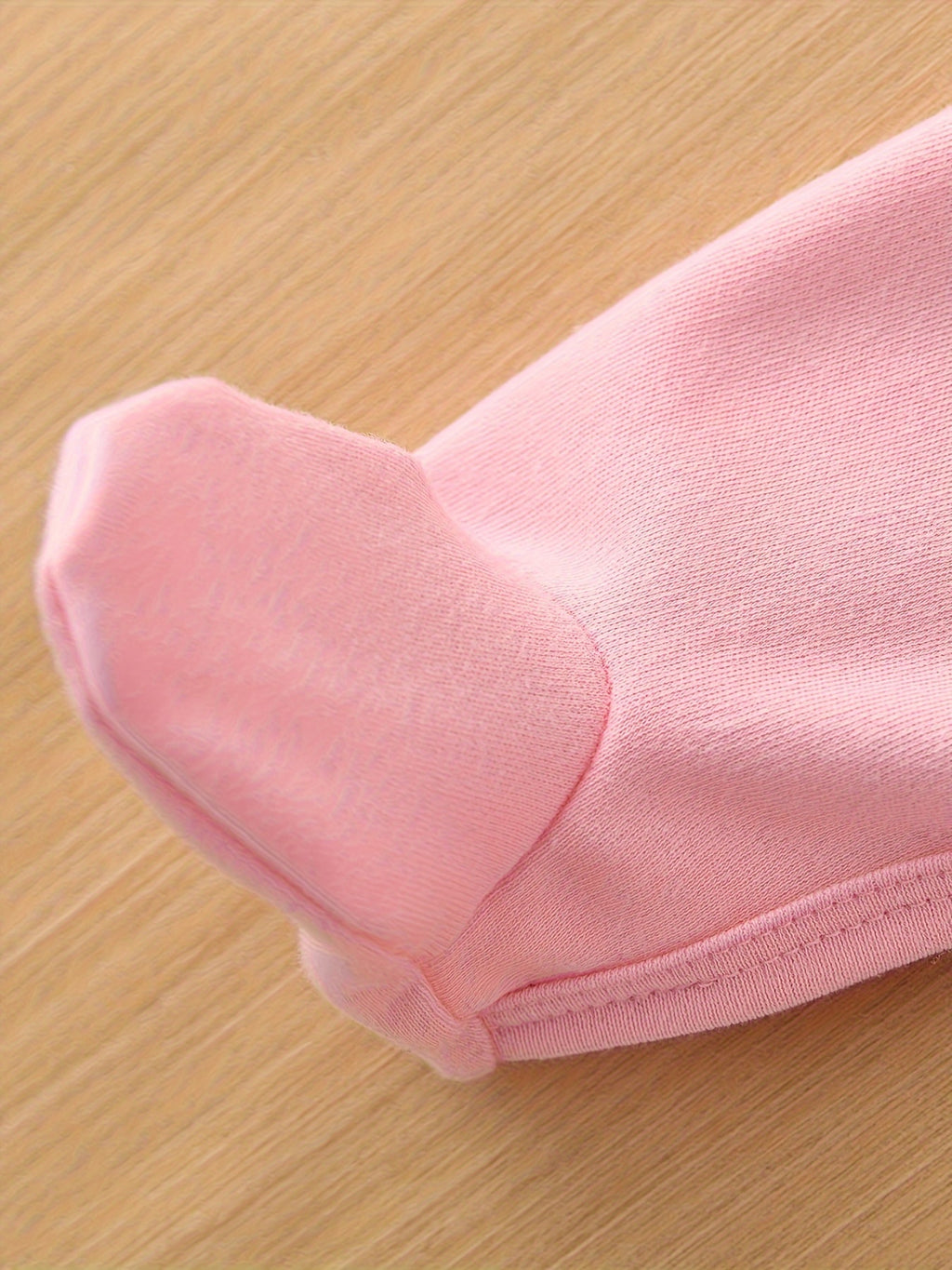 Combinaison pieds intégrés pour bébé à motifs cartoon — Monptitlou
