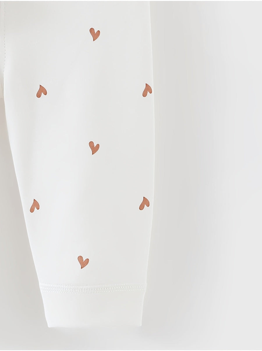 Tenue nouveau-né ensemble haut et bas imprimé cœur doux avec bonnet — Monptitlou