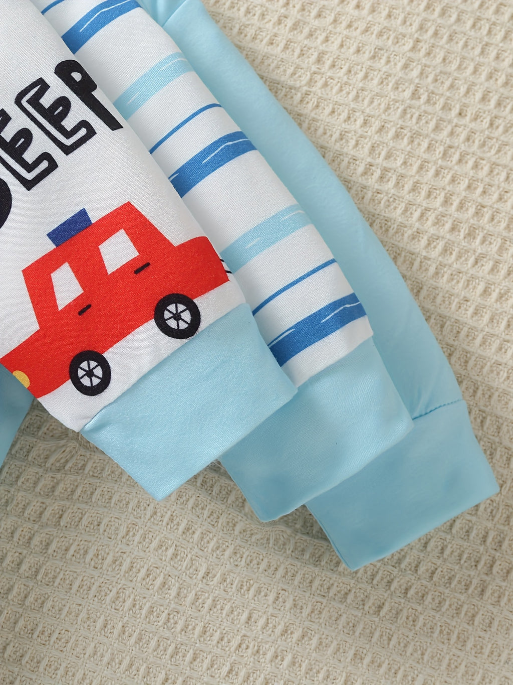 Sur le thème des voitures Shixuanbaobei pour bébés garçons comprenant — Monptitlou