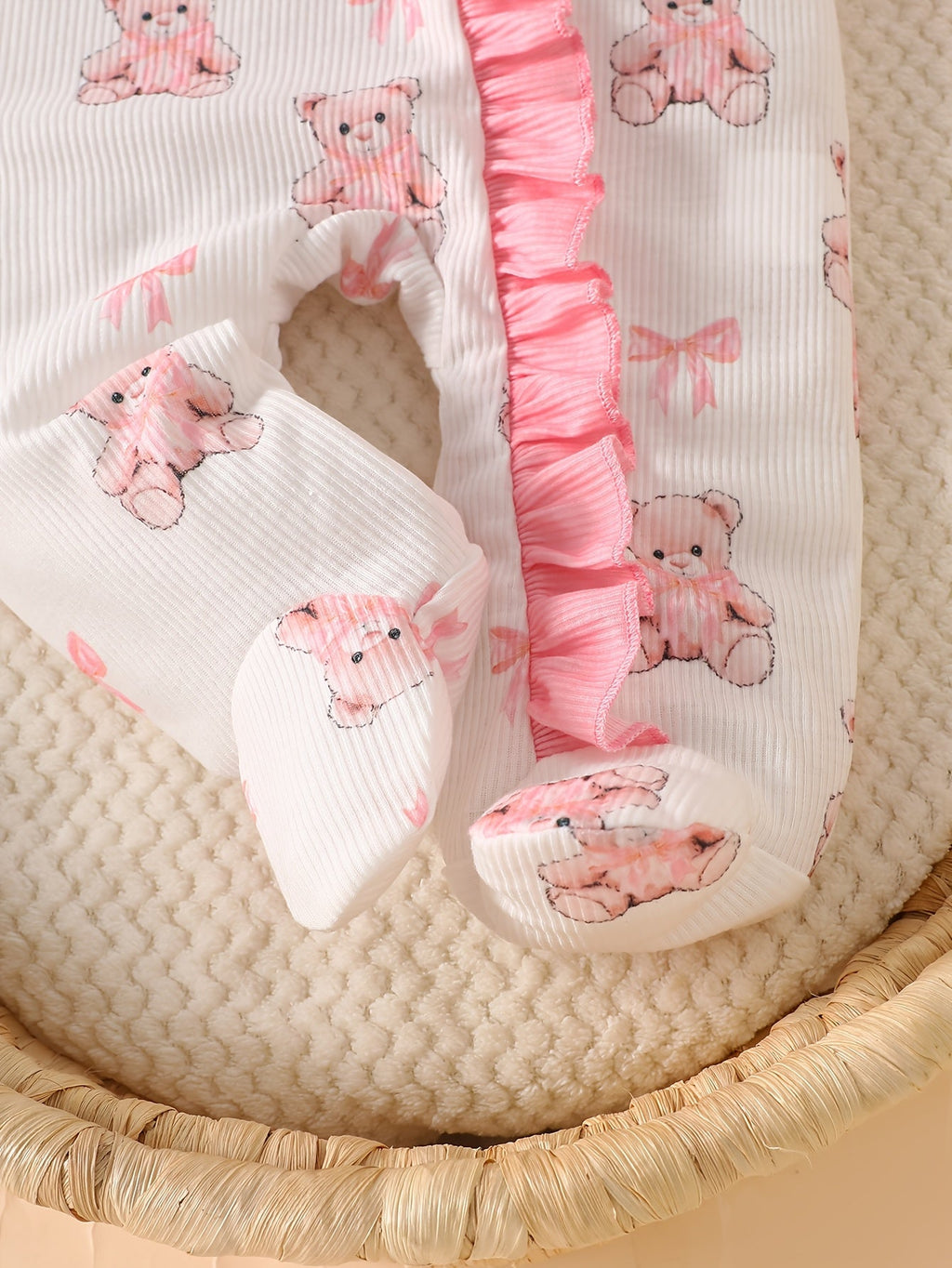 Body bébé fille imprimé ours avec pieds, assorti d'un chapeau nœud — Monptitlou