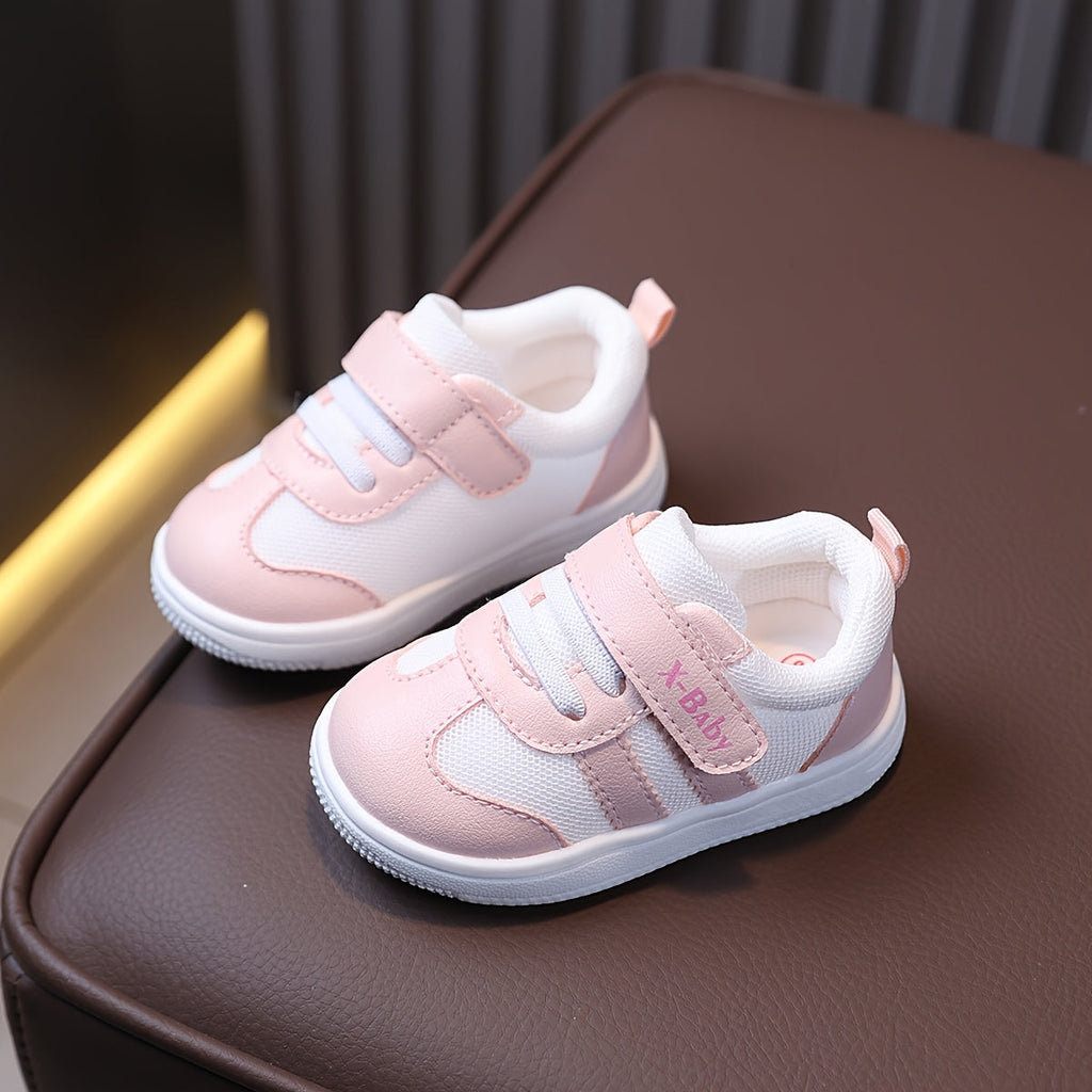 Chaussures bébé plates pour printemps et automne — Monptitlou