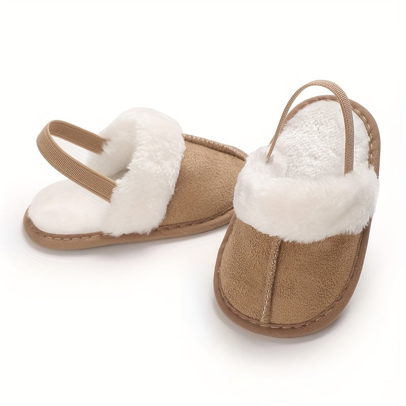 Chaussons Douillets en Peluche pour Bébé Fille — Monptitlou