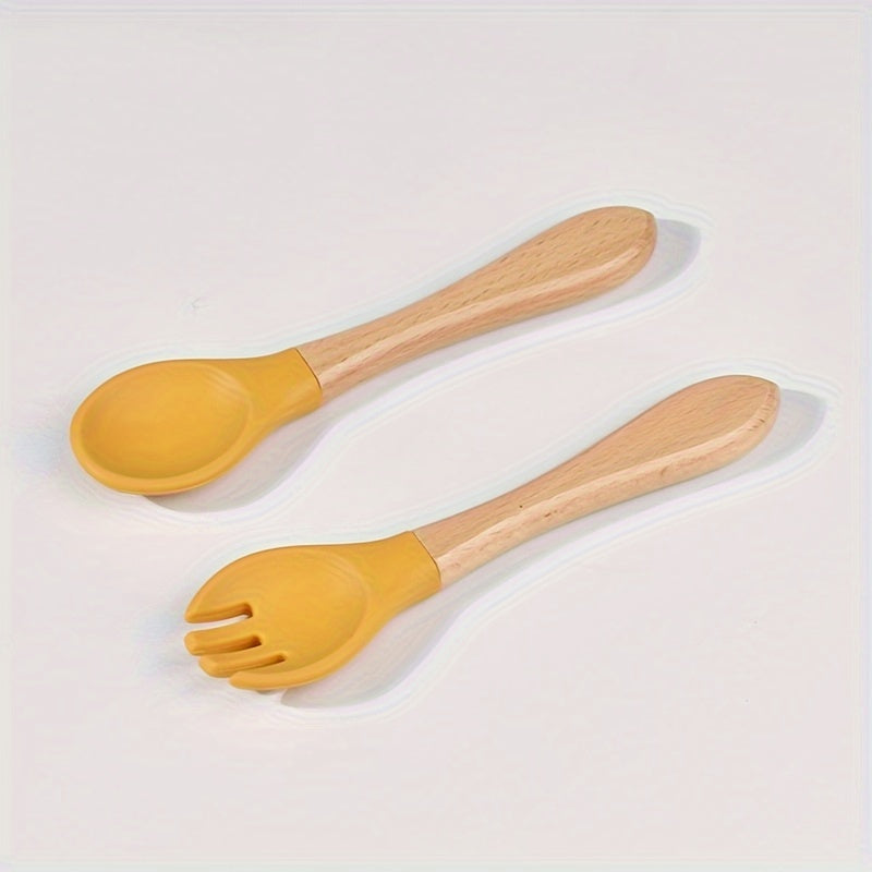 Cuillère en silicone alimentaire avec manche en bois — Monptitlou