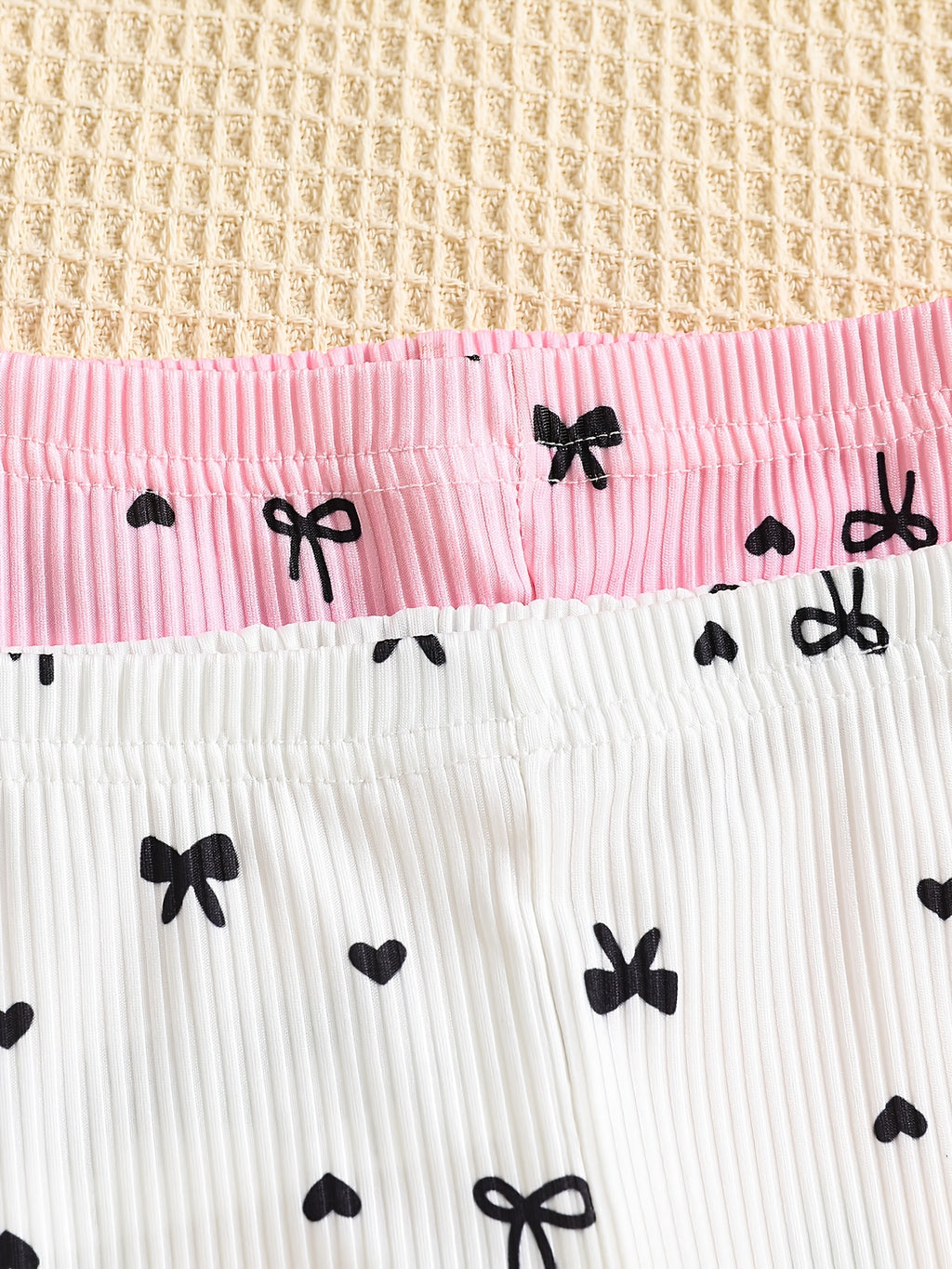 Vêtements bébé fille et nouveau-né — Monptitlou