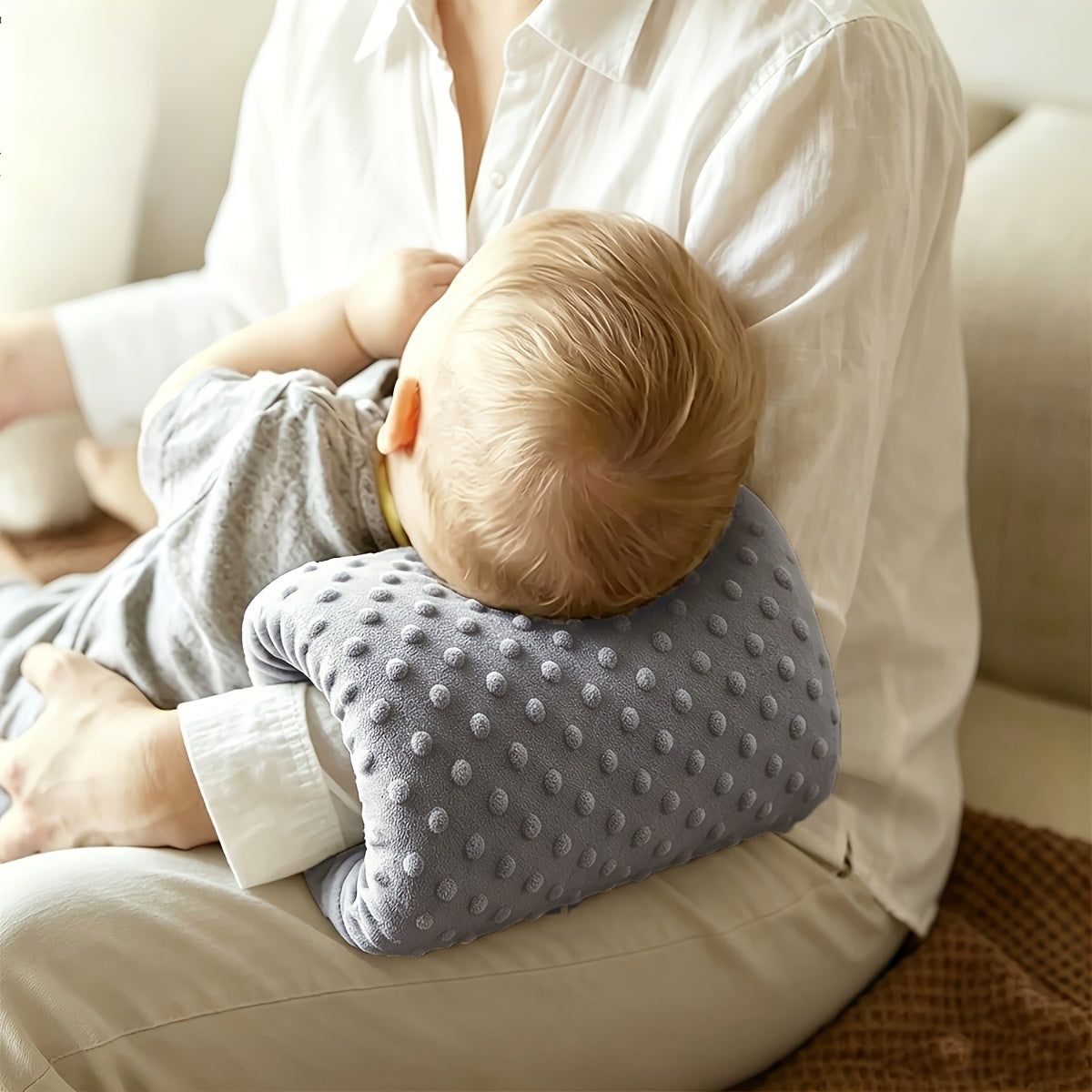Coussin de Soutien pour Bras d'Allaitement — Monptitlou Image