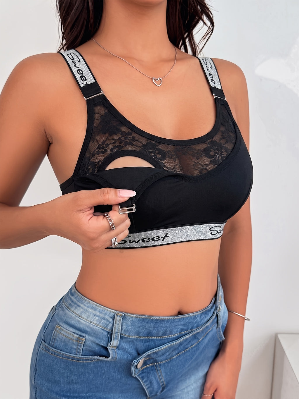 Nouveau soutien-gorge d'allaitement pour femme avec bordure en filet — Monptitlou
