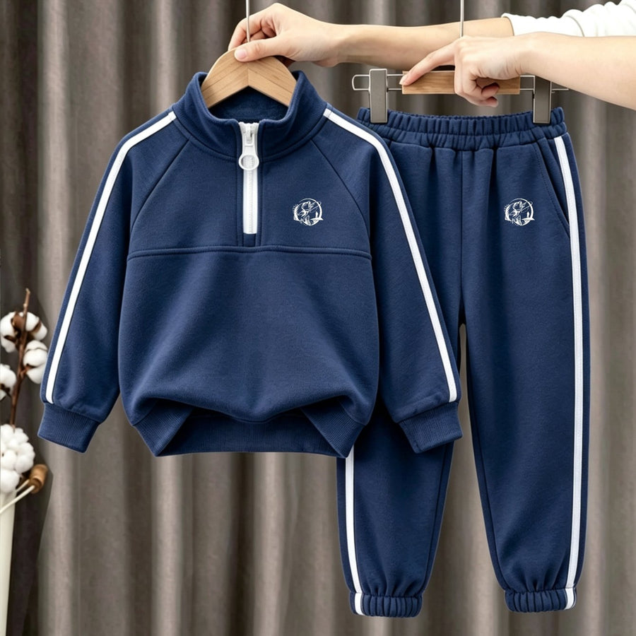 Ensemble de survêtement pour enfant de style sportif — Monptitlou