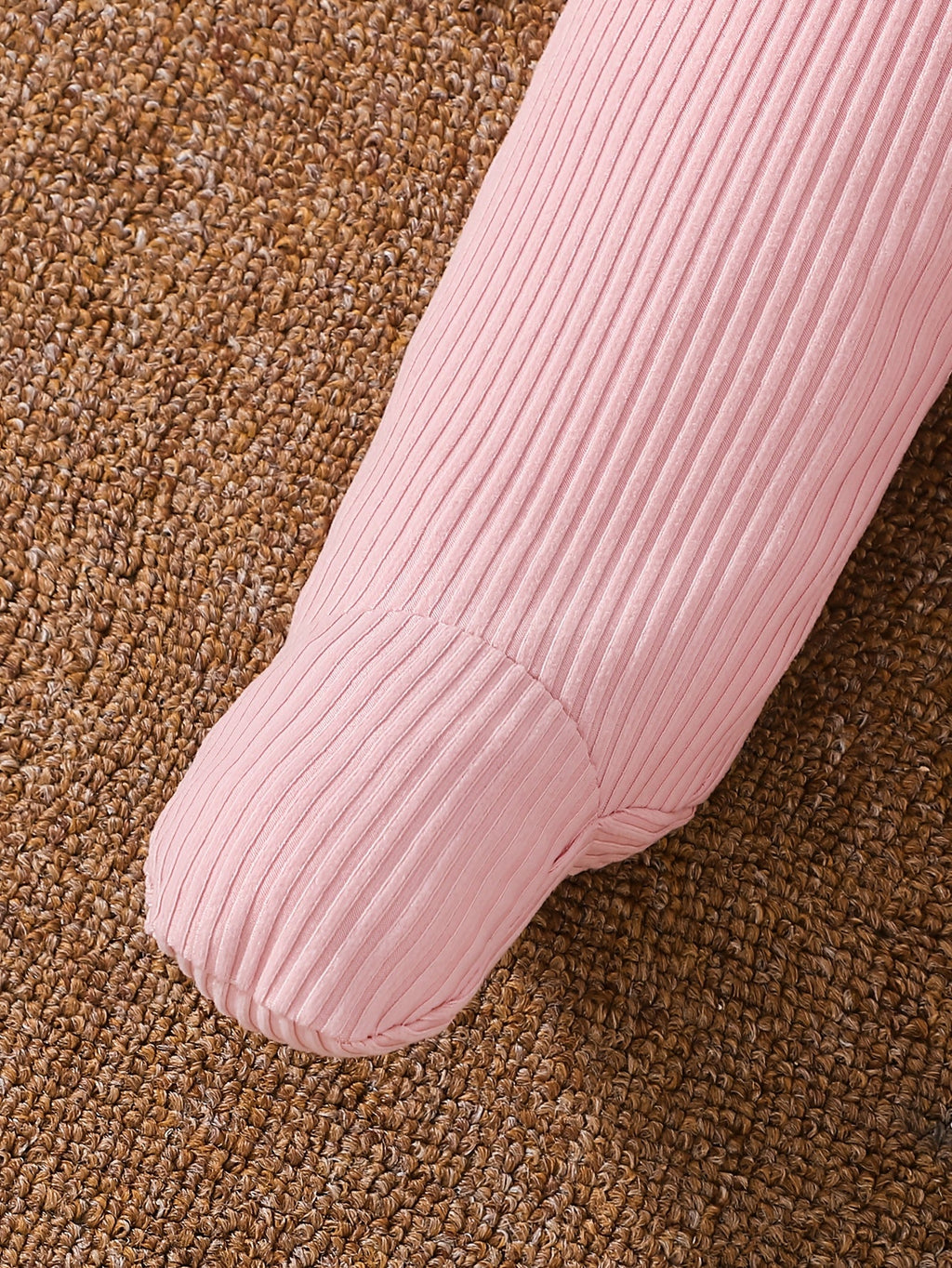 Bodys à pieds à manches longues et fermeture éclair pour bébé fille — Monptitlou