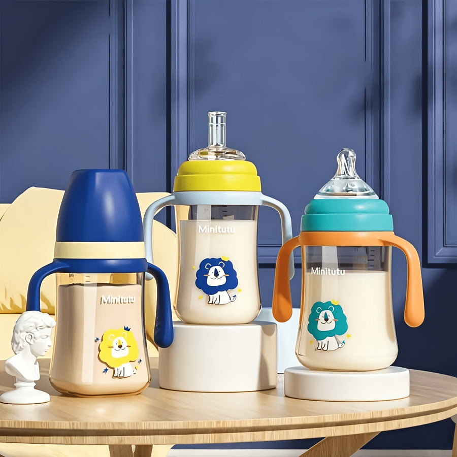 Bouteille et gobelet d’apprentissage 3 en 1 pour bébé — Monptitlou