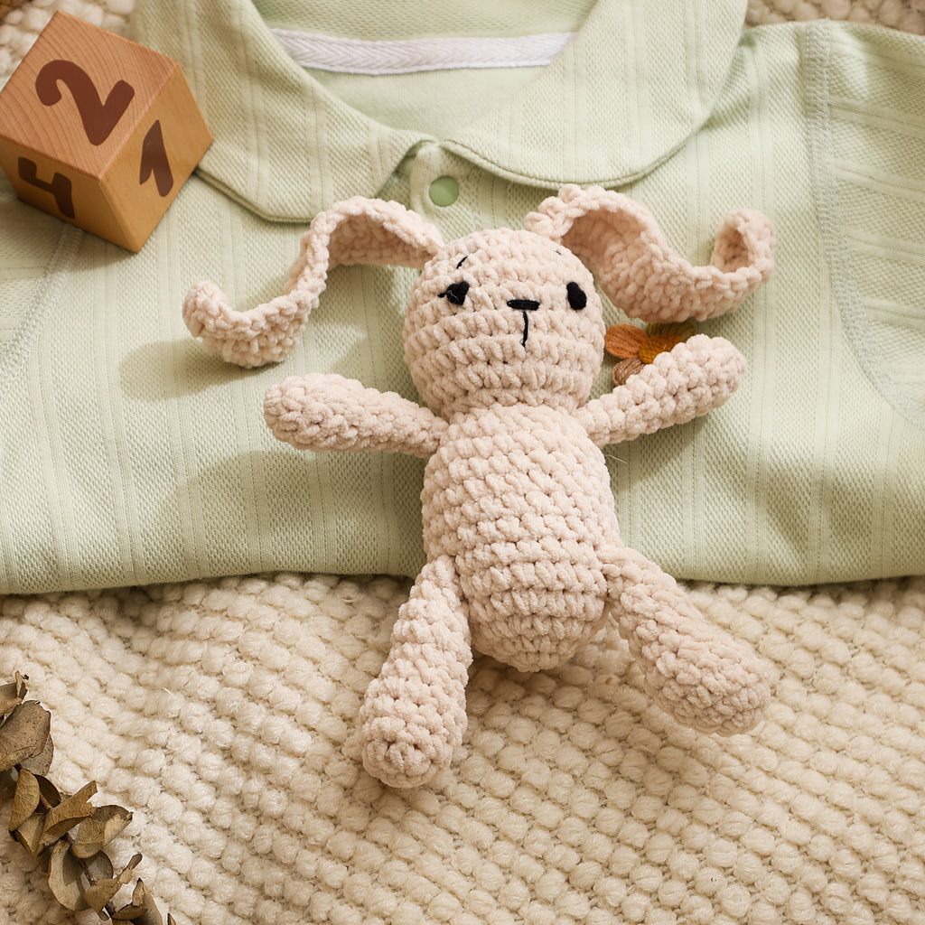Jouet de réconfort pour enfant crocheté à la main — Monptitlou