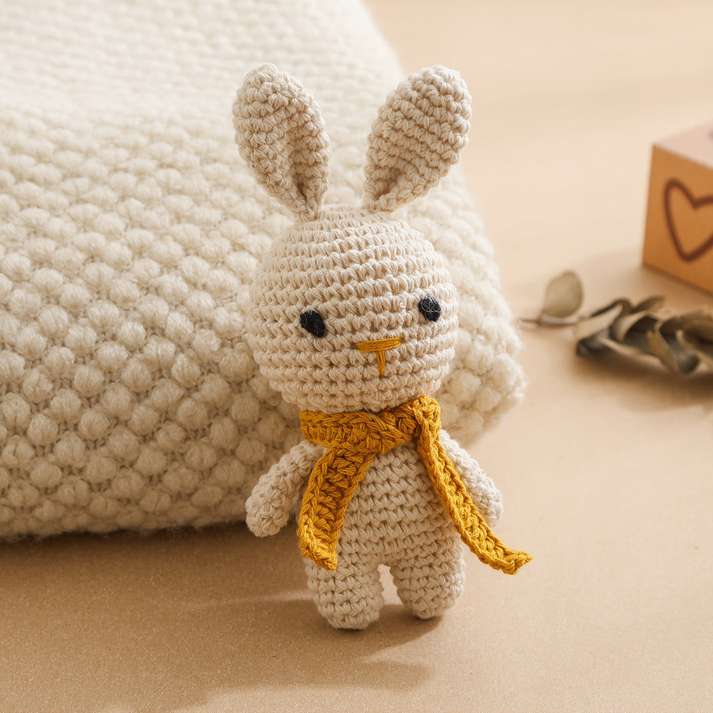 Objet de confort, forme de lapin avec clochette intégrée, mignon 3D — Monptitlou