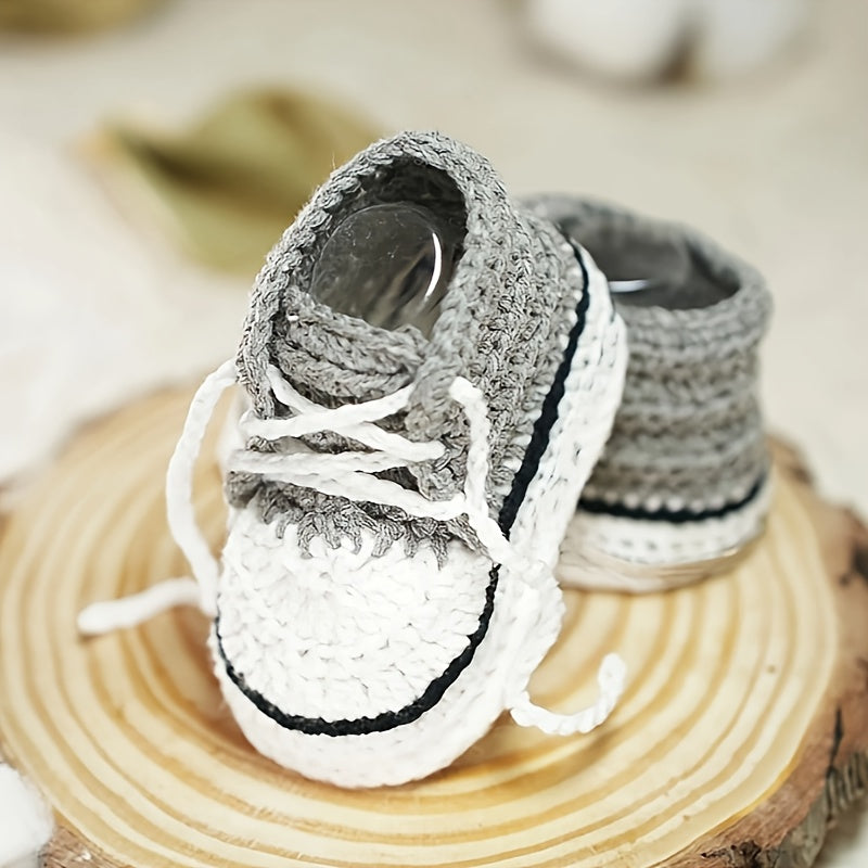 Chaussures Adorables pour Enfants Tricotées à la Main — Monptitlou