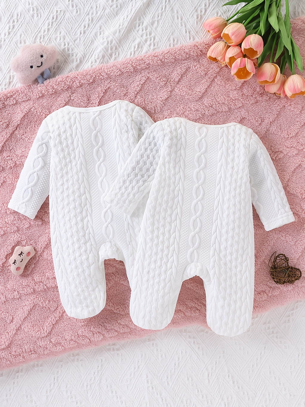 Grenouillère bébé tricotée jacquard, à pieds — Monptitlou