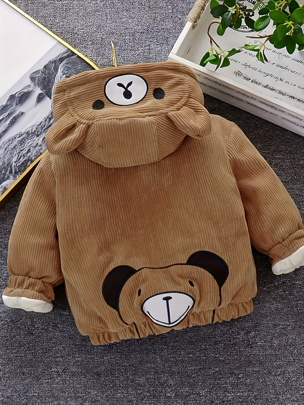 Veste à capuche pour enfants avec ours cartoon