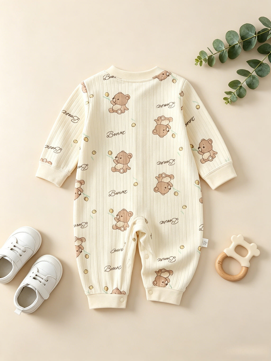 Combinaison bébé ours en peluche fleurie — Monptitlou
