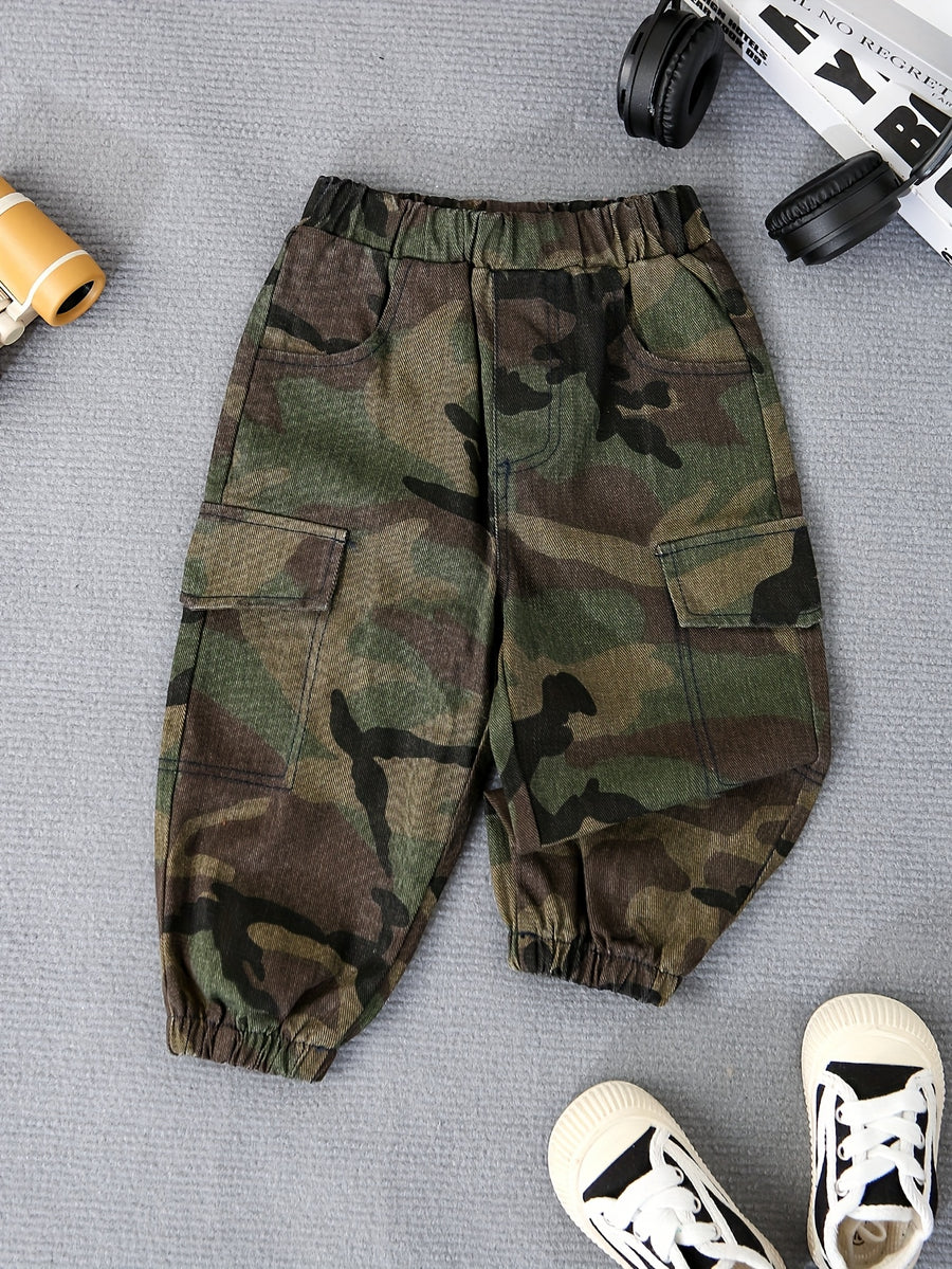 Pantalon cargo camouflage pour garçon avec motif camouflage classique — Monptitlou