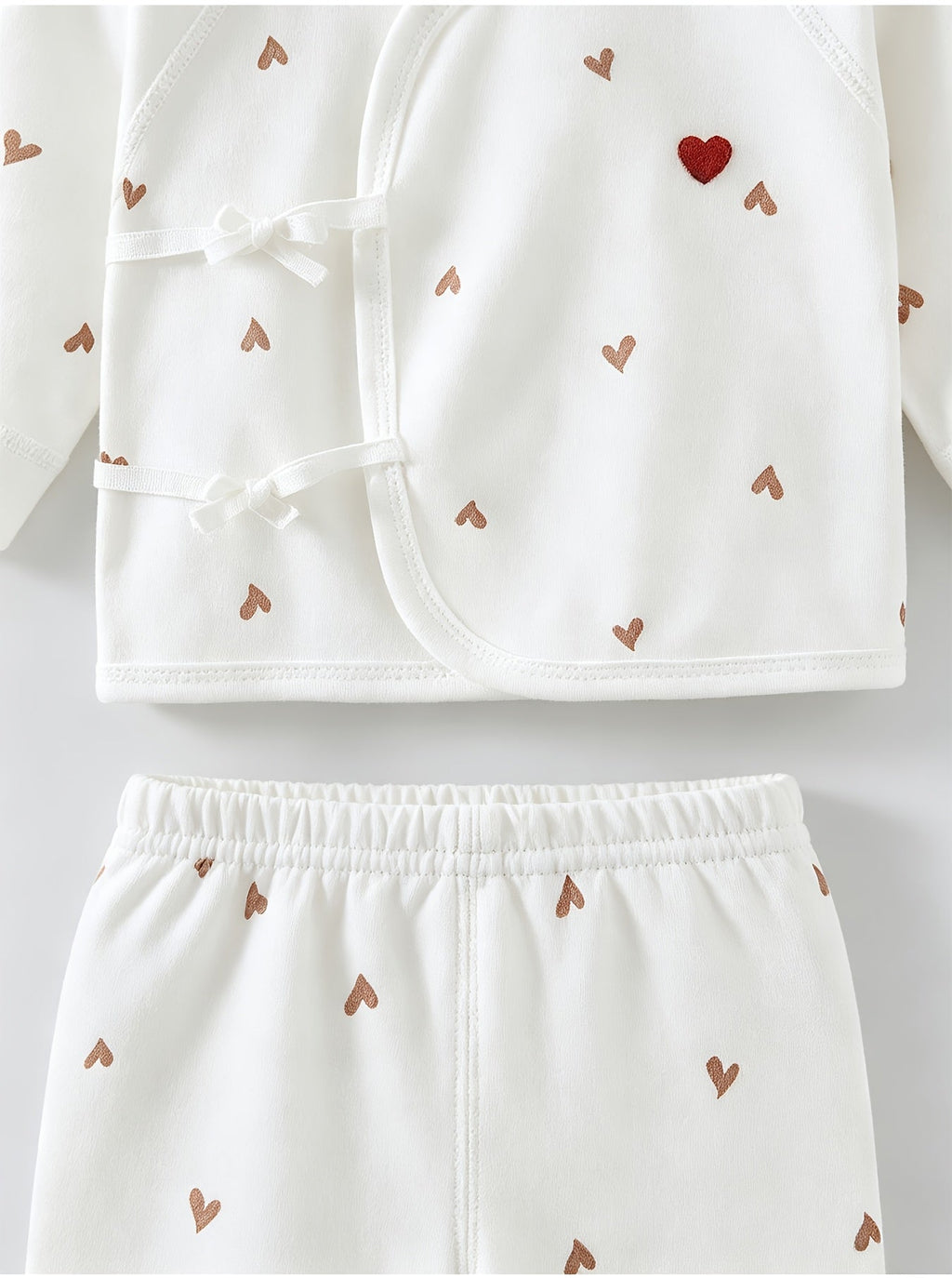 Tenue nouveau-né ensemble haut et bas imprimé cœur doux avec bonnet — Monptitlou