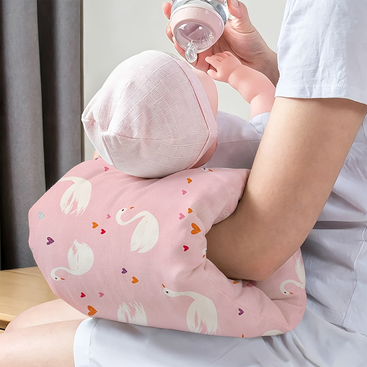 1 coussin d'allaitement pour bébé, motif de dessin animé — Monptitlou Image