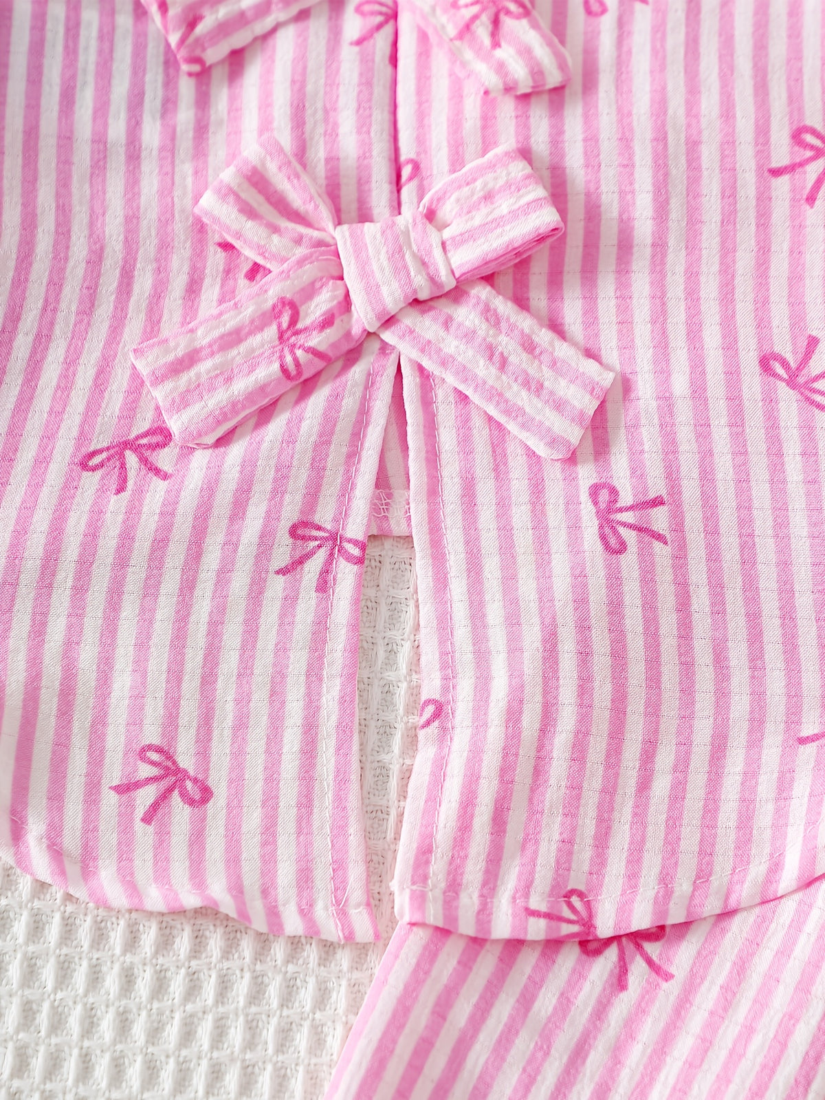 Vêtements de bébé tendance printemps automne — Monptitlou Image