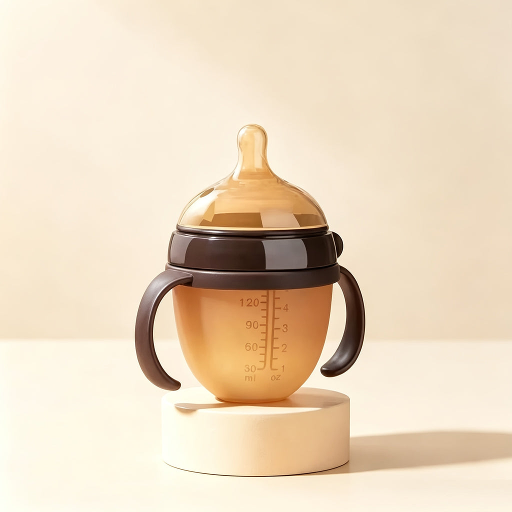 Biberon pour nourrisson en , -étouffement et -coliques — Monptitlou