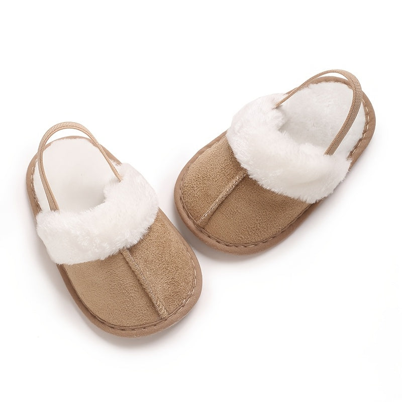 Chaussons Douillets en Peluche pour Bébé Fille — Monptitlou