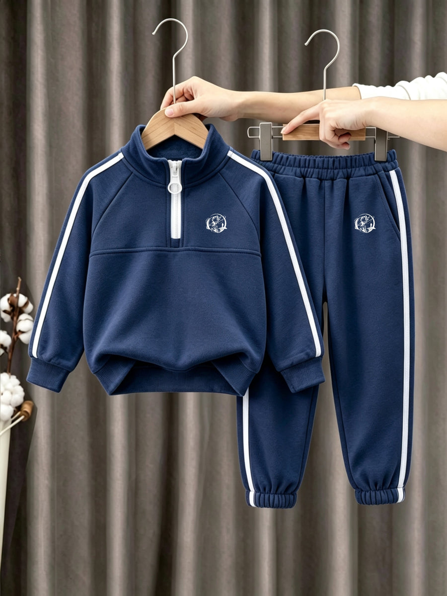 Ensemble de survêtement pour enfant de style sportif