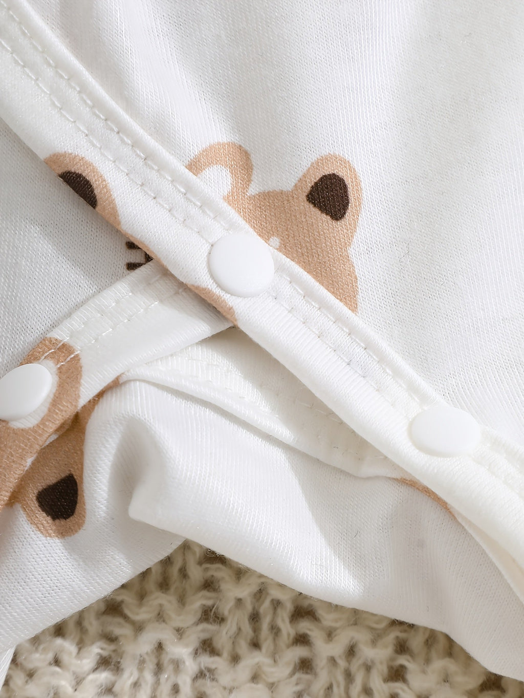 Bodys pieds ouverts pour nouveau-né — Monptitlou