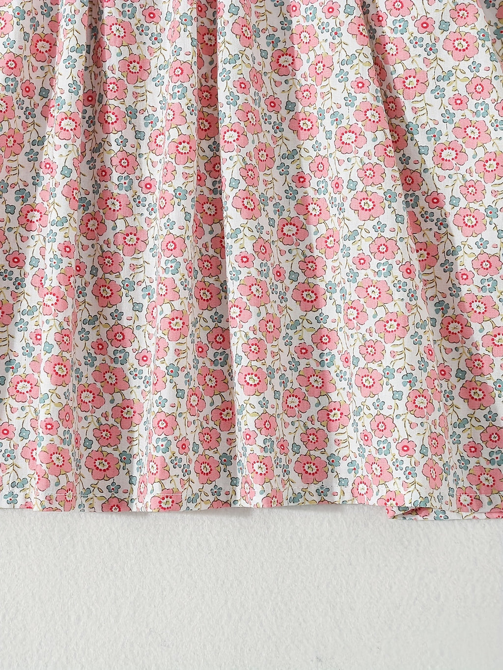 Chemise fille à manches longues - motif imprimé - taille smocked — Monptitlou