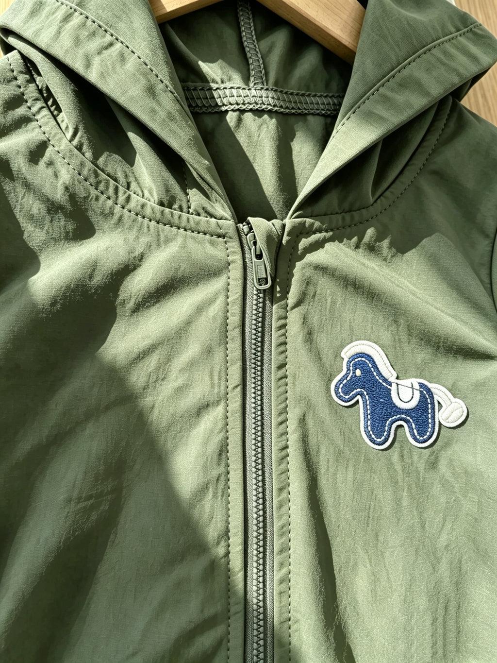 Nouvelle Veste Zippée à Capuche Kaki Printemps et Automne pour Bébés et — Monptitlou