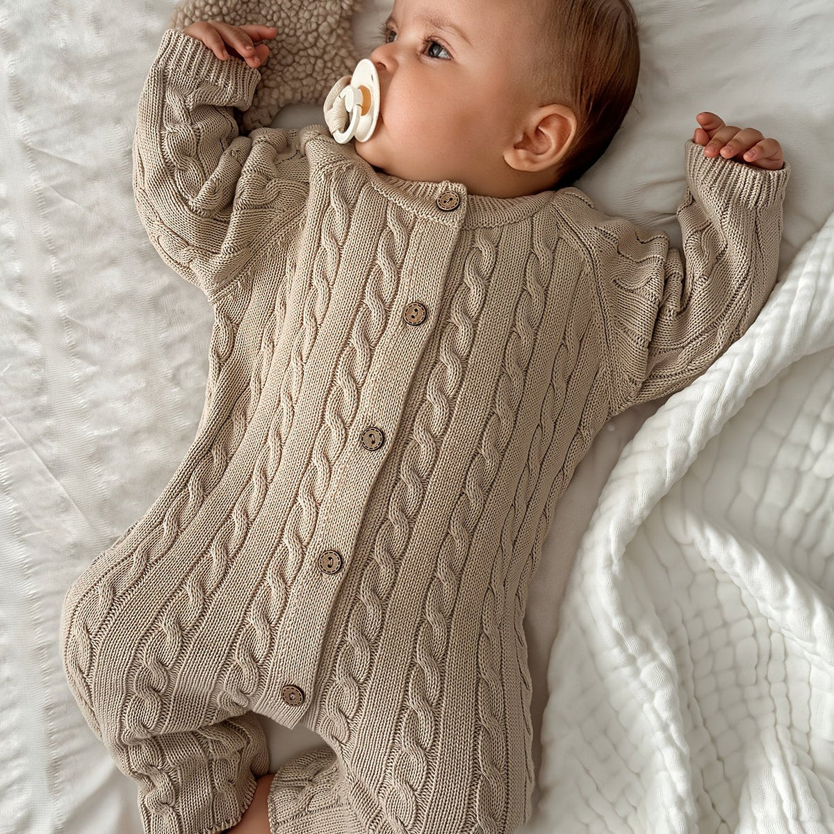 Pull Tricoté Pur Automne Hiver Bébé — Monptitlou Image