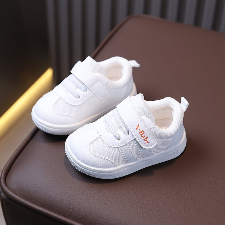 Chaussures bébé plates pour printemps et automne — Monptitlou