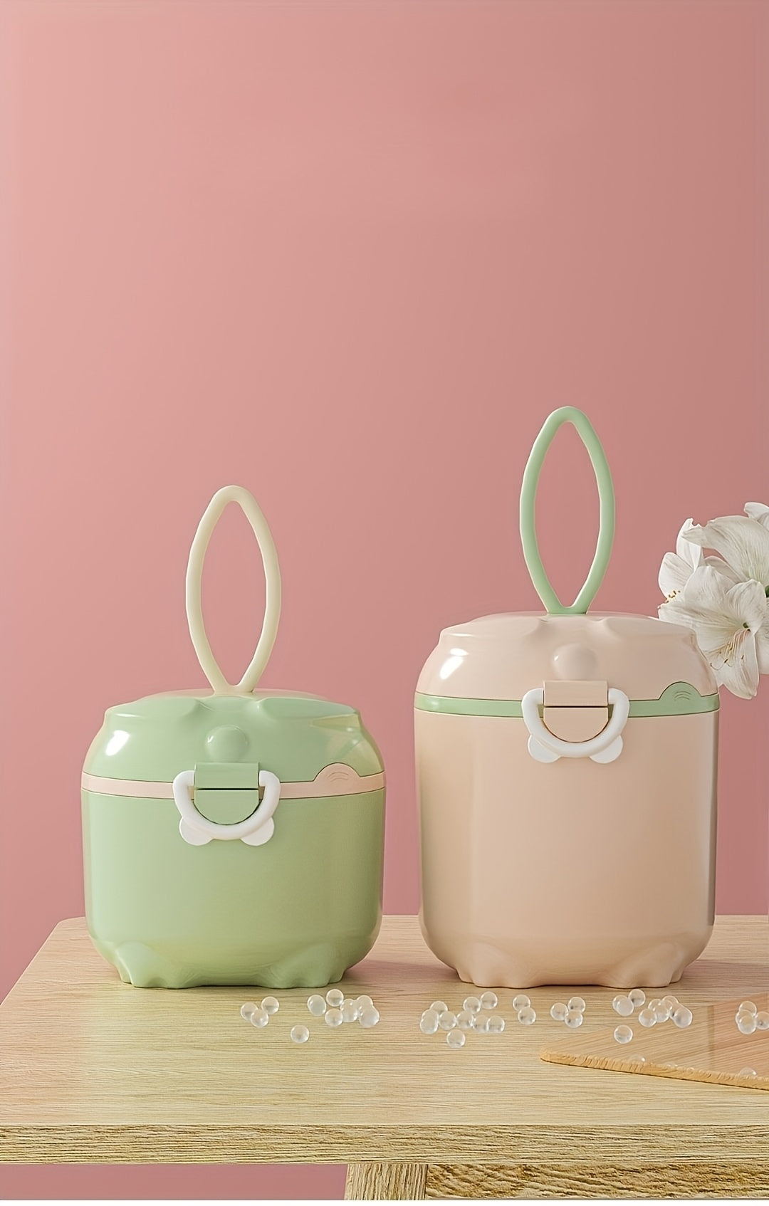 Distributeur de lait pour bébé — Monptitlou Image