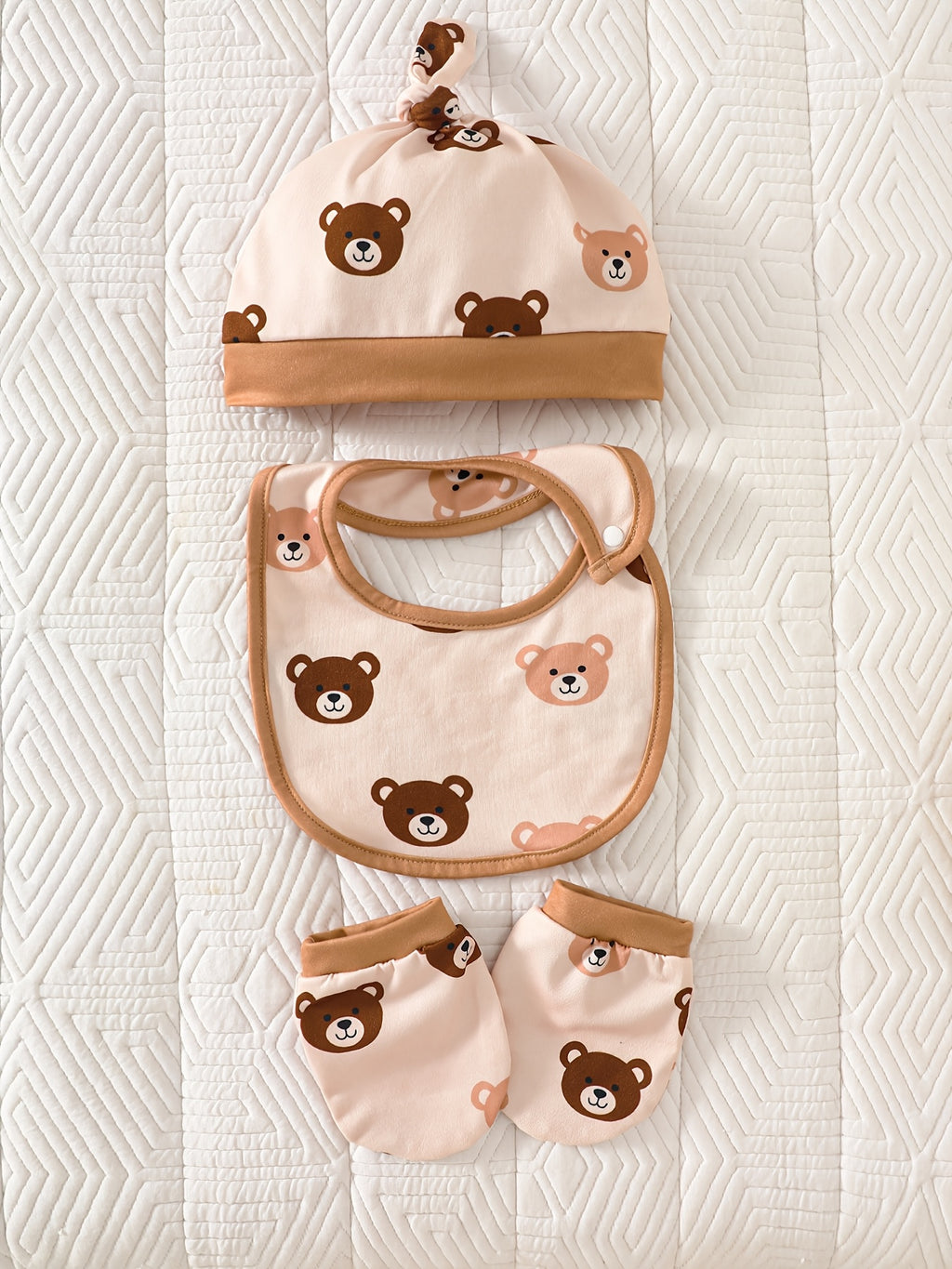 Ensemble 5 pièces bébé ours super mignon : bonnet triangulaire — Monptitlou