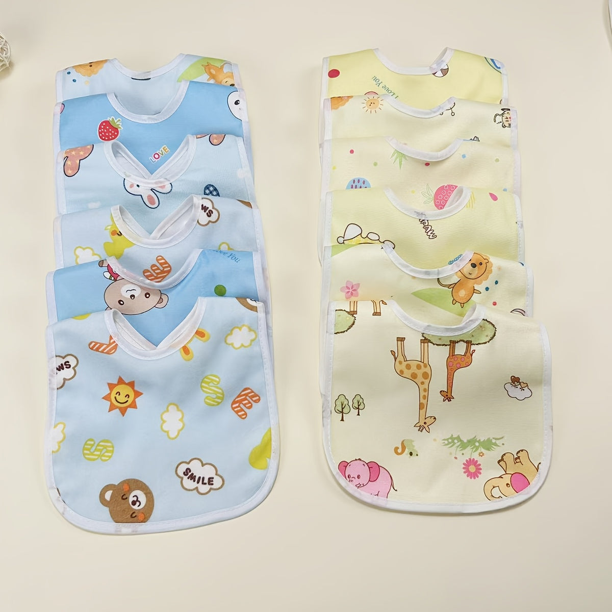/6pcs Bavoirs en Velours Cristal pour Enfants Styles Aléatoires — Monptitlou Image