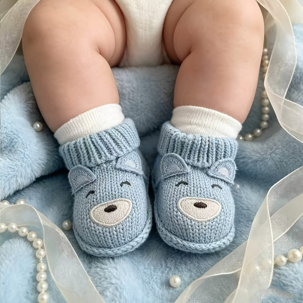 1 Paire de Chaussures pour Enfants Tricotées à la Main sur le Thème de — Monptitlou
