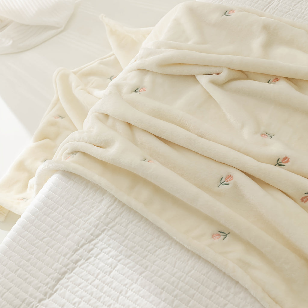 Couverture Chaude Brodée Tulipe pour Bébé — Monptitlou