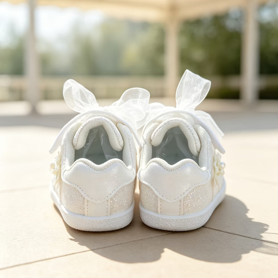 Chaussures plates blanches décontractées pour filles — Monptitlou