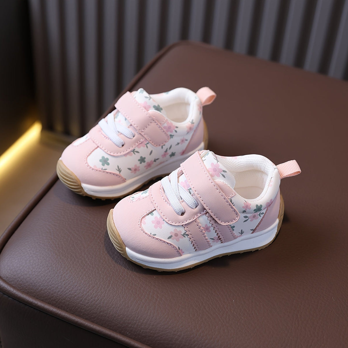 Chaussures de marche pour bébés et tout-petits Printemps Automne — Monptitlou Image