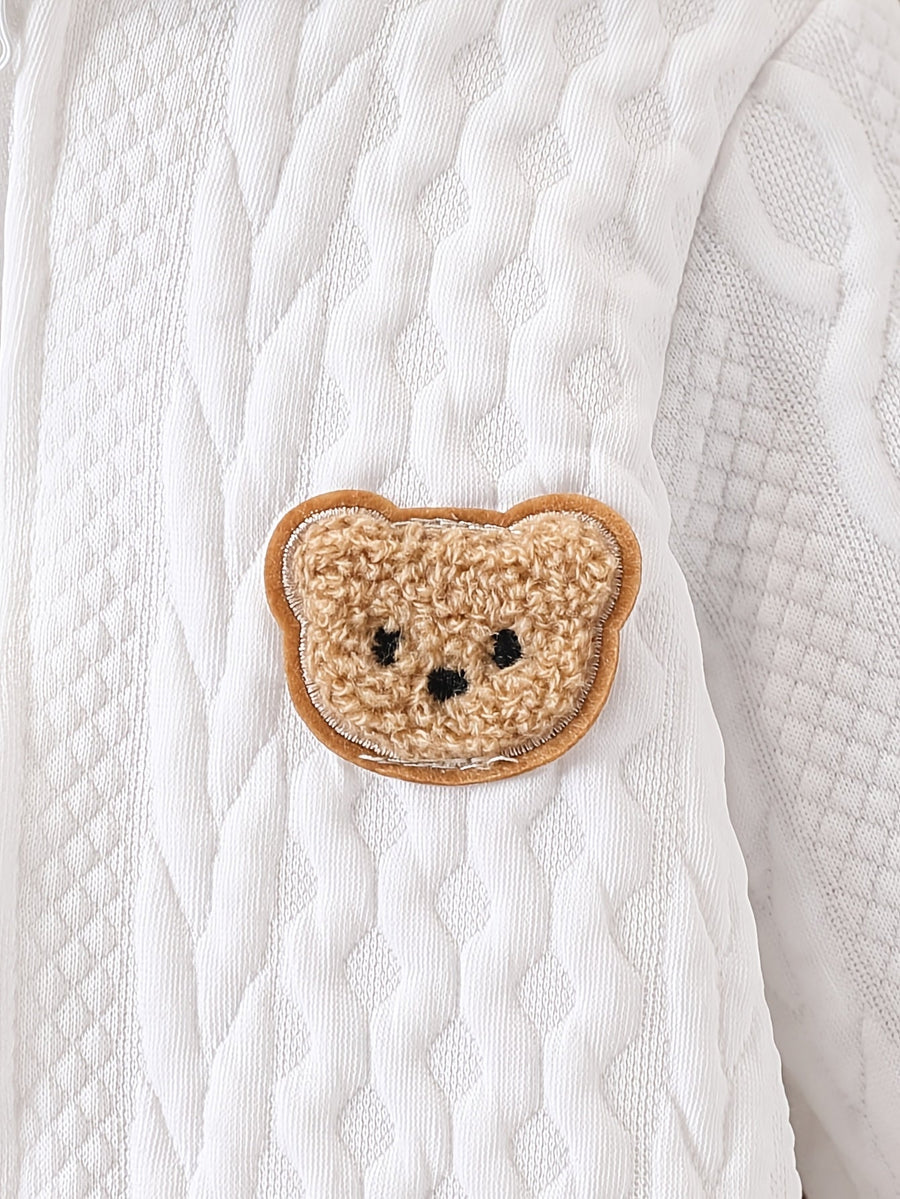 Combinaison à capuche et pieds avec fermeture éclair pour nouveau-né — Monptitlou