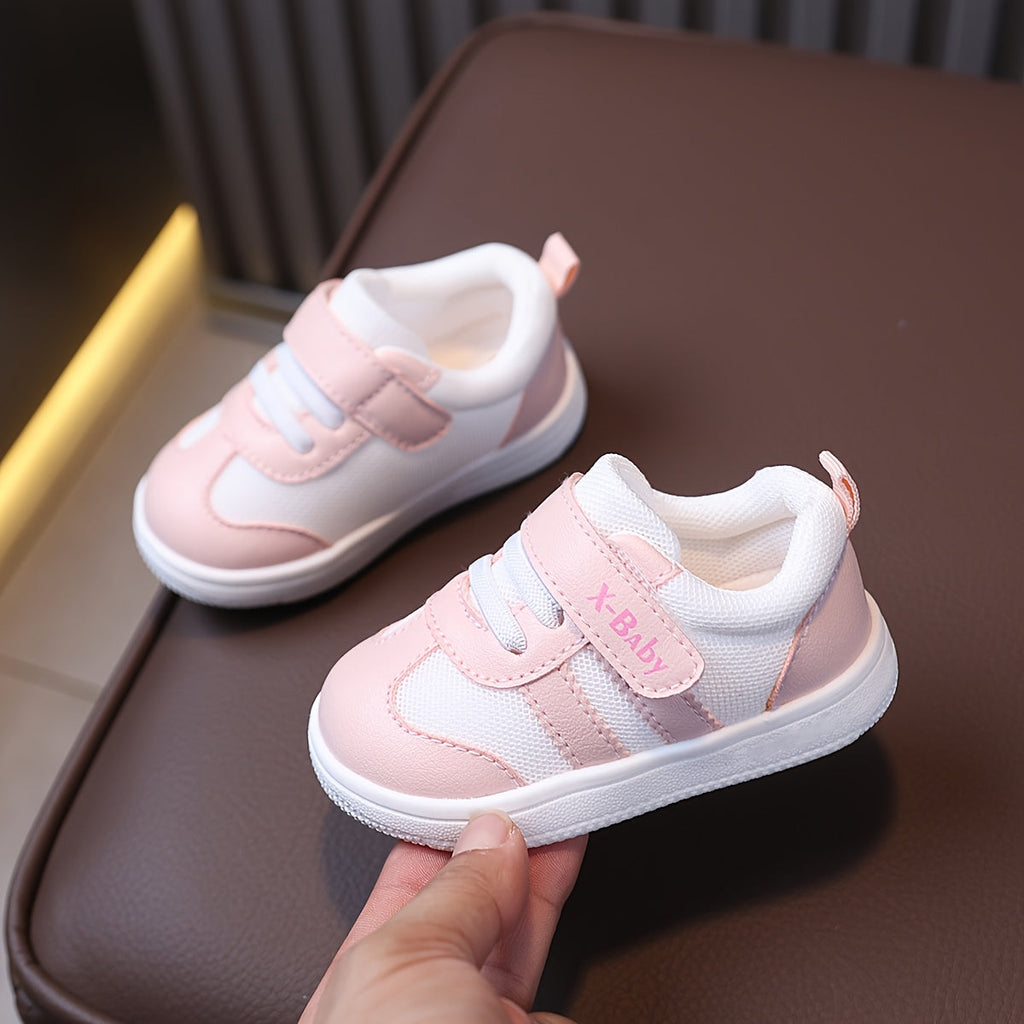 Chaussures bébé plates pour printemps et automne — Monptitlou