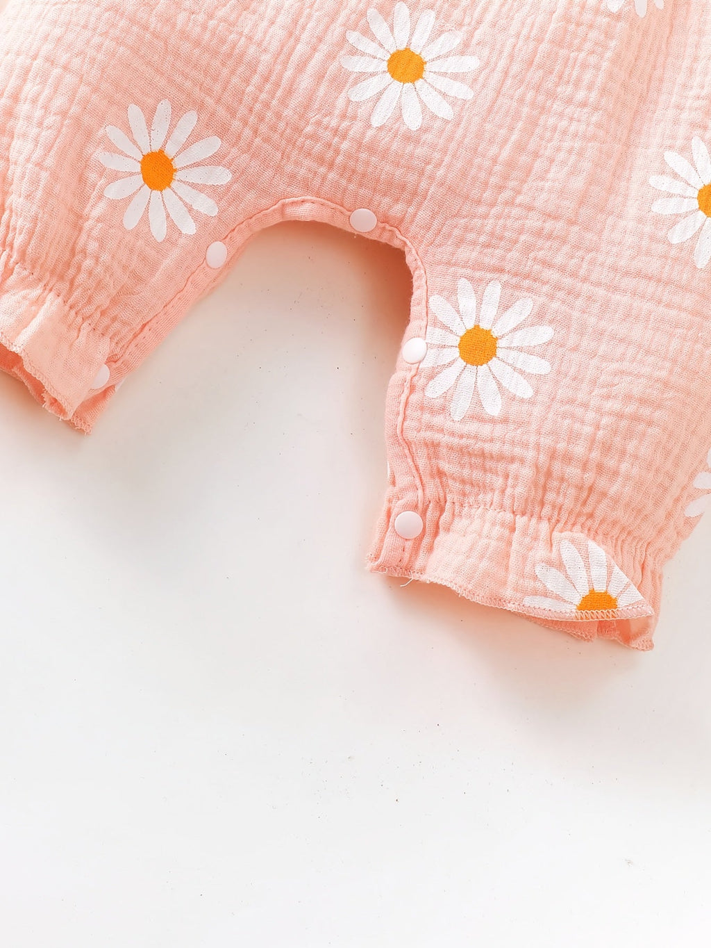 Romper bébé fille été style mignon avec motif petite marguerite — Monptitlou