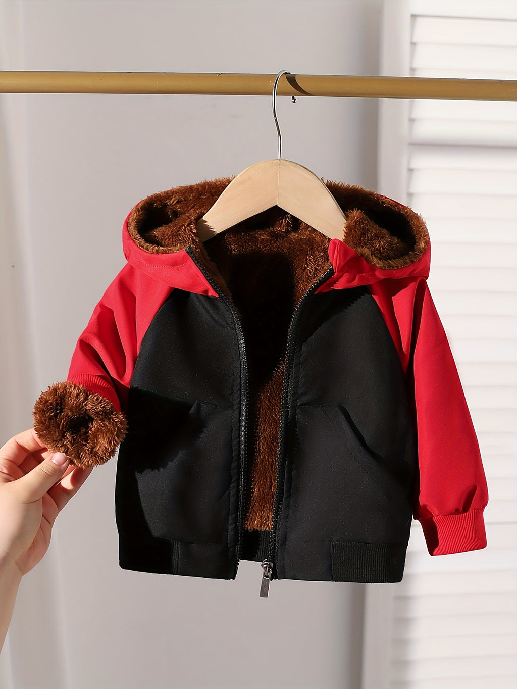 Veste à capuche doublée confortable pour garçon — Monptitlou